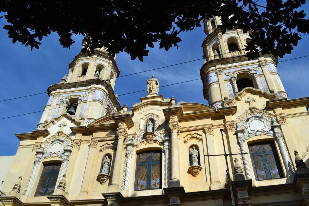 Amazing In San Telmo